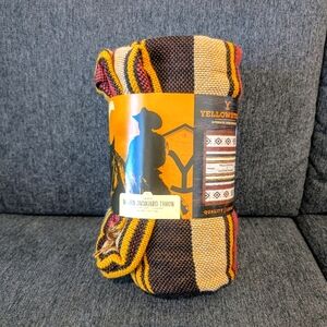 🟢New! Northwest Yellowstone Woven Jacquard Throw Blanket 46" x 60" Montana